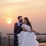 Gautami Deshpande Instagram - Your heart is full of gratitude and joy when you are surrounded by all your loved ones watching you perform first dance with your partner… #SwaG #love #lafdi #firstdance #ballroom #wedding #sangeet Photography- @clickography Styling by @style_by_apurva Makeup - @sujatakadam_ Hair- @phuge_sonali Swanand’s wardrobe- @nakshethnic Location @wildernesthilltopresort