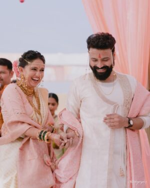 Gautami Deshpande Instagram - Did I hear beautiful? 😍 
To the Beginnings... #LafdiOver #SwaG

Wedding styling - @style_by_apurva
Decor - @shreeevents
Photography - @clickography
Gautami’s Saree - @vastrarupamsilks
Gautami’s Blouse and Shela - @imnamratajoshi
Aesthetics and Skin care - @thefacestudio.in @_prajakta.kulkarni_
Make Up - @sujatakadam_
Hair - @snehakelkar906
Jewellery- @shopswaabhi
Swanand’s Wardrobe - @jiten_giri
Location - @wildernesthilltopresort