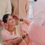 Gautami Deshpande Instagram - Peaches♥️ Photography - @clickography Wedding styling - @style_by_apurva Decor - @shreeevents Gautami's Saree - @vastrarupamsilks Gautami's Blouse and Shela - @imnamratajoshi Aesthetics and Skin care - @thefacestudio.in @_prajakta.kulkarni Make Up - @sujatakadam_ Hair - @snehakelkar906 Jewellery - @shopswaabhi Swanand's Wardrobe - @jiten_giri Location - @wildernesthilltopresort #LafdiOver #SwaG