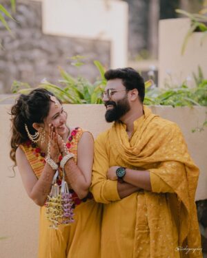 Gautami Deshpande Instagram - हळद लागली 💛

Wedding concept and styling - @style_by_apurva Gautami’s Wardrobe - @aasbey_by_shubhangi 
Hair - @phuge_sonali 
Floral Jewellery- @floralart_byanushka 
Photography - @clickography 
Aesthetics and Skin Care - @thefacestudio.in @_prajakta.kulkarni_ 
Swanand’s Wardrobe - @jiten_giri 
Decor - @shreeevent
Gautami’s Footwear - @theaestheticlabel_

#haldi #wedding #weddingwear #love