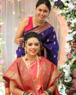 Gautami Deshpande Instagram - Being Bridesmaid …. Actually Noooo….being करवली 

#traditional #love #bridesmaids #saree #wedding #moment