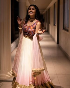 Gautami Deshpande Instagram - Photo dump from wedding….
#photo #wedding #traditional #pink #cute