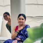 Gautami Deshpande Instagram - Final photo dump from Kartiki’s wedding! @swapnilrao11 @gautamideshpandeofficial @swanandtendulkar #wedding #weddingday #photodump #family #happyface Pc - @swanandtendulkar @nishantpvt3 @nishantdeshpande11