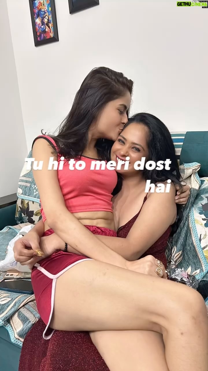 Gehana Vasisth Instagram - Tu hi to meri dost hai …. . . #friendship #friends #love #friendshipgoals #instagood #instagram #bestfriends #friendsforever #happy #life #fun #friend #photography #like #photooftheday #smile #family #follow #memories #bff #bestfriend #cute #happiness #nature #picoftheday #funny #likeforlikes #party #forever #gehanavasisth