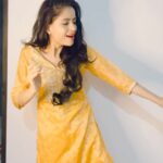 Gehana Vasisth Instagram - Breakup ki khushi … Kya hi batau kitni khush Hu Mai , aisa lag Raha hai ki sanp k bill se Bach k aa Gai Hu … thanks ganpati Bappa … aap jo karte hai Achcha hi karte hai .. . . . . #reels #reelsinstagram #instagram #trending #viral #explore #love #instagood #explorepage #tiktok #reelitfeelit #india #follow #photography #fyp #reel #instadaily #followforfollowback #reelsvideo #likeforlikes #like #fashion #memes #foryou #reelkarofeelkaro #music #o #insta #instagramreels #gehanavasisth