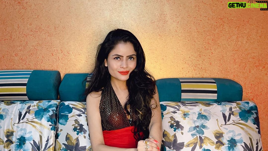 Gehana Vasisth Instagram - #nofilter #noedit #absolut #raw #pic #ottd #happy #gehanavasisth