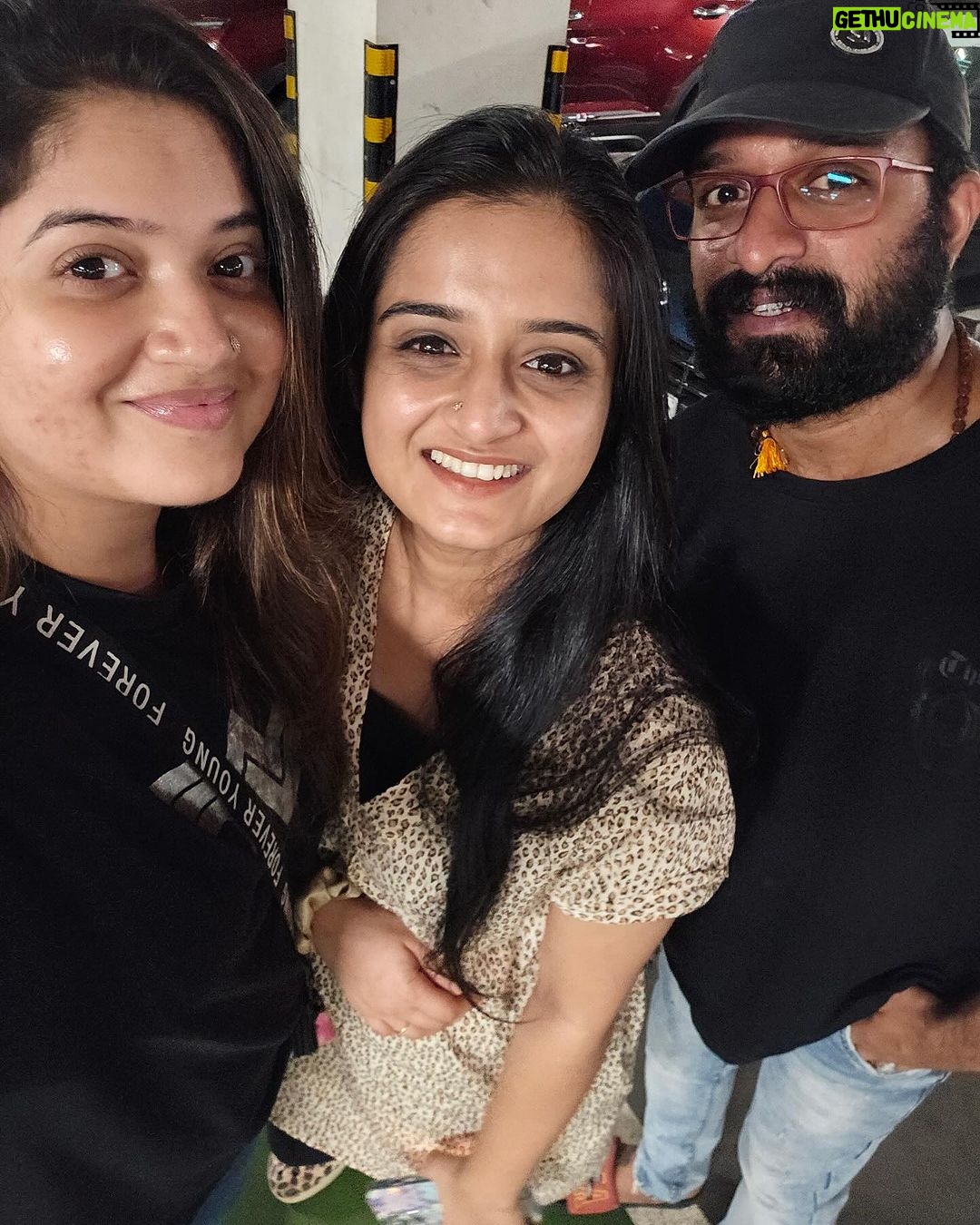 Gopika Anil Instagram - To my dearest chechi n chettuo… Wishing you both a wonderful happy and lovely wedding Anniversary ♥️🧿 Cheers to 10 years of love, laughter, fun, adventures ,fights and many more years together.. chechi.. u r blessed to have chettan in ur life Chettaa.. u r blessed to have chechi in ur life And I’m really really blessed to have both of you in my life 😍 I know that, when I don’t have anyone, i have you both 🥹🥹 I don’t mind u taking my time.. Happy anniversary my cuties 😘😘 I love you so very much🤗 ♥️ @shafna.nizam ♥️ @sajinsajin_ 👽 #happyanniversary # cheersto10years #friendsbeingfamily #myhappybunch #togetherforever #memoriestogether