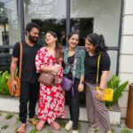 Gopika Anil Instagram - Wishing our dearest chechi n chettuo a happy and lovely Anniversary ♥️🧿 Wishing you both love,happiness and peace that last a life time ! We love you both so so so soooooooo much ♥️♥️ @shafna.nizam ♥️ @sajinsajin_ ♥️ #happyanniversary #cheersto10yearsoflove #stayblessedforever #togetherforever #friendswhoarefamily #myhappybunch #love #laughter