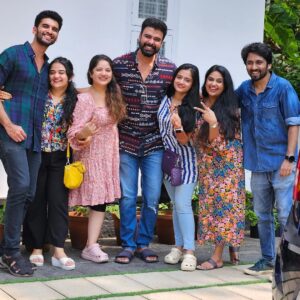 Gopika Anil Instagram - Friendship is what is beautiful ♥️
Pc @beena_anil1 
.
#friendship #friendsforlife #friendshipgoals #friendslikefamily