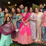 Gopika Anil Instagram - THE GANG... Extending..... #friendship #forlife @gops_gopikaanil @padmasoorya @__keerthana_anil__ @shafna.nizam @premjacob06 @thisis_shyam @ajay_k_antony @par_jaykay @sujibg @divyarun2411