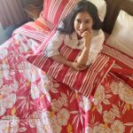 Gungun Uprari Instagram - “The word “saturday” has the word “sat” in it. Make sure your take the time this day to sit and relax.” ❤️ Enjoying my Saturday mor with @boutiquelivingindia Super comfortable and Superior color combos that enhance the beauty of your bedroom Join me in supporting the Sleep With Comfort campaign with @BoutiqueLiving and prioritize rest for a better life. Good sleep is not a luxury; it's a fundamental aspect of our well-being. Let's break the stigma around rest and embrace healthy habits that will help us wake up feeling our best. The power of a good night's sleep is transformative. Let's make it a priority. #PrioritizeRest #BetterSleepBetterLife #SleepWithComfort @boutiquelivingindia @alphabetmedia
