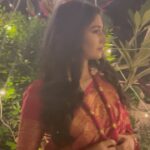 Gungun Uprari Instagram - Getting ready for #diwali #happydhanteras 💰 In beautiful & elegant sari from @houseofvardha 💕 Loved it 😍 . Makeup @shradha17_makeupartist . . . #sari #traditional #festival #festivevibes #traditionalwear