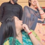 Gungun Uprari Instagram - In a parallel universe🥹🫶 Baba Maii ke dhunn mein❤️ Rajjo with Maii Baba @gungunuprari @sidharthvasudev1 pyaare people🫶 #rajjo