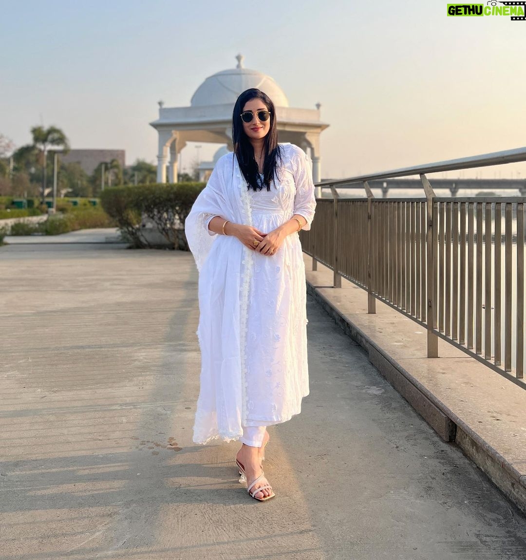 Gungun Uprari Instagram - We are cute daughters, we are sweet sisters, we are lovely lovers, we are darling wives, we are adorable mothers, we are a source of strength, we are women, Happy International Women's Day! #happywomensday #march #women #lucknow #mycity . . . Comfortable yet stylish dress from @roze.india 🤍 #dress #white #whitedress #style #comfort