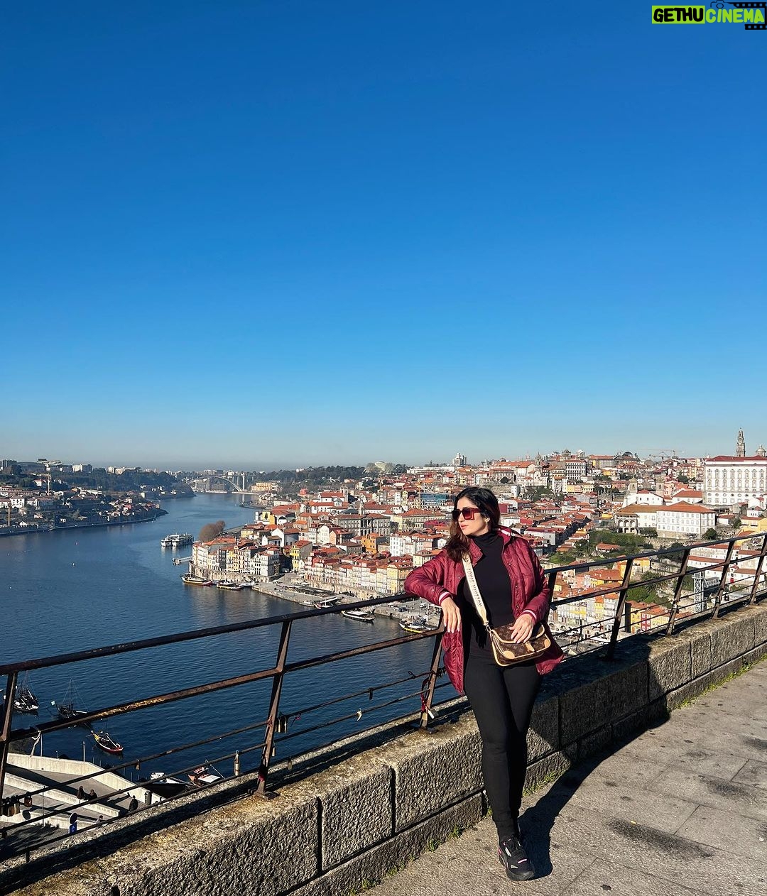 Gungun Uprari - 22K Likes - @merry_christmasvibes
#merrychristmas
#lisbon #porto #portugal #happyholidays ❤️