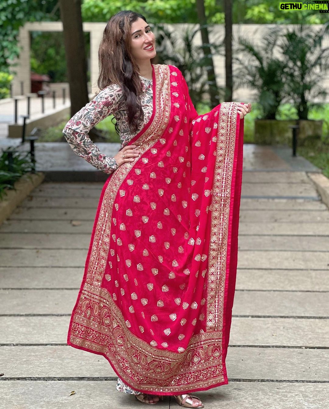 Gungun Uprari - 23.1K Likes - Rocking my ethnicity! ❤️
.
#rakshabandhan
.
.
.
Some of my favourite Duppatta’s
From @dupattabazaar
.
.
.
#festival #festivetime #indian #traditional #duppatta #ethinicwear