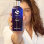 Gungun Uprari Instagram - Skincare is not superficial because it’s healthcare. When you have beautiful skin it’s a sign that you have a healthy mind and body.” 🌸 . . Starting my day with with my favourite skin care brand . @isclinical . . iS CLINICAL combines traditional botanical medicine with advanced scientific formulations to promote and accelerate the skin’s natural exfoliation, circulation and cellular regeneration process.