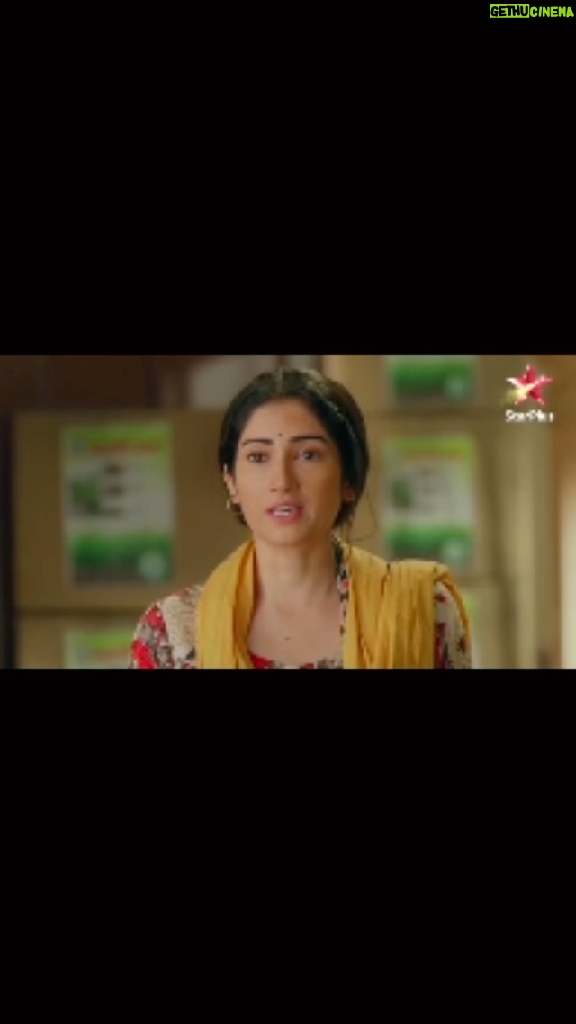 Gungun Uprari Instagram - #rajjo . . . . 7pm only on . @starplus @disneyplushotstar . . . @celesti.bairagey @muktadhond @rajveer__singh @pakkhihegde @sidharthvasudev1 . . . #weekend #weekendvibes #trendingreels #sunday