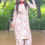 Gungun Uprari Instagram - My first attempt to make dance reel 🥹 Coz it’s too trending #jhumka . . Loving these beautiful & bright dresses from @janasyaclothing 🌸 . . 🎥 efforts @vandanalalwani777 🤗 #festivewear #indian #jhumkas