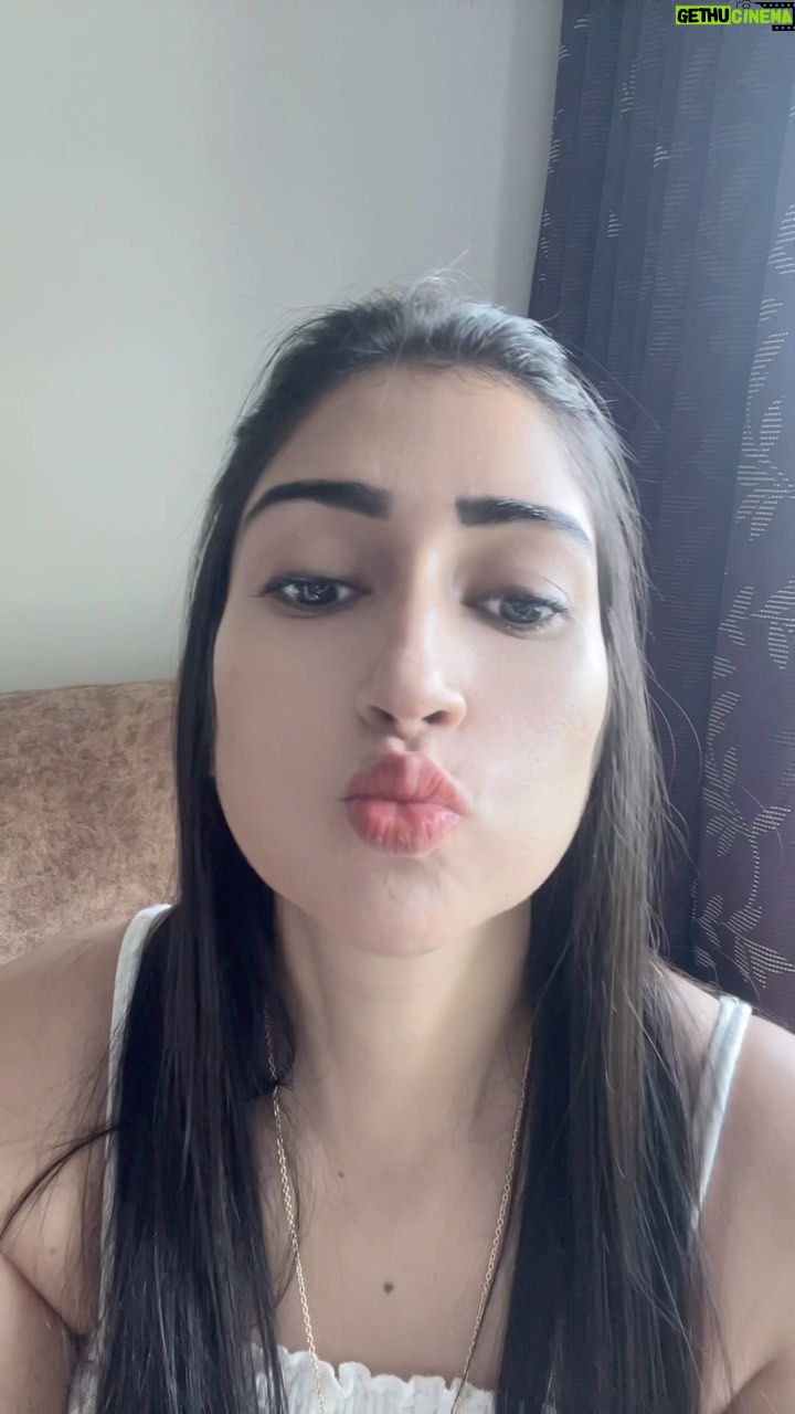 Gungun Uprari Instagram - “Treat your makeup like jewelry for the face. Play with colors, shapes, structure—it can transform you.” 😍 Amazing makeup range from @coloressenceofficial 💕 . . . . . . . . . #makeup #beauty #makeupartist #fashion #mua #love #makeuptutorial #photography #beautiful #instagood #model #like #instagram #style #follow #skincare #makeuplover #photooftheday #girl #art #makeupaddict #cute #selfie #hair #maquiagem #makeuplooks #photo #picoftheday #bhfyp #me