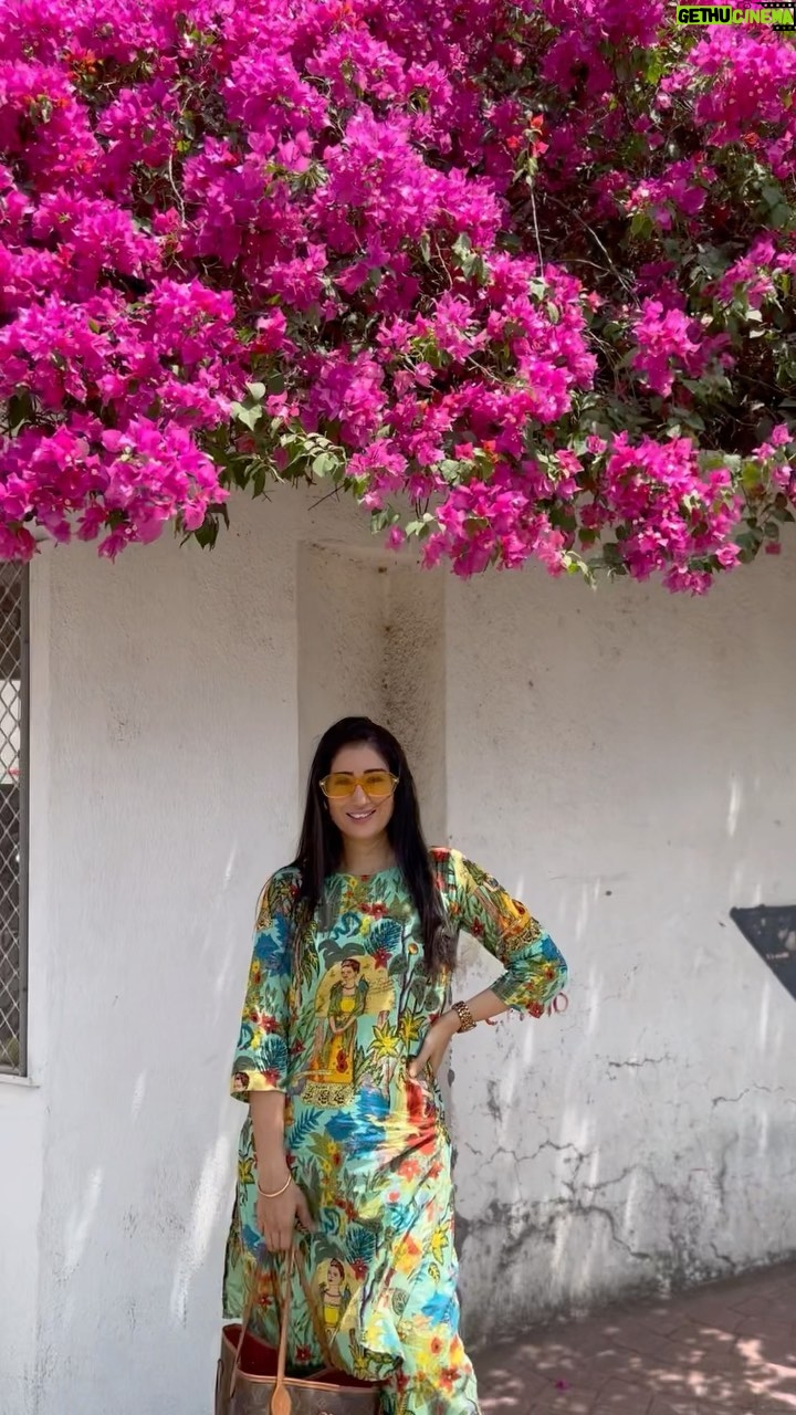 Gungun Uprari Instagram - Beautifully printed and very comfortable cord set @asharfi_design ❤️ Bag @louisvuitton Heels @mango #cottonsuits #cotton #fashion #suits #ethnicwear #indianwear #onlineshopping #punjabisuits #salwarsuits #salwarkameez #kurti #dressmaterial #designersuits #salwarsuit #cottonkurti #suit #kurtis #dressmaterials #dresses #indianfashion #saree #cottonsuit #embroidery #indiansuits #ethnic #india #partywear #dress #dupatta #trending