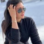 Gungun Uprari Instagram - Had women not been there, life would have never been so beautiful and blessed…. Wishing a very Happy Women’s Day to each and every woman who makes life so wonderful for me and everyone 🤗 #happywomensday @azgaofficial Thanks for making my womens day so beautiful by gifting this amazing piece of jewellery ❤️