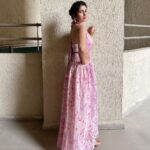 Gungun Uprari Instagram - “Anything is possible with sunshine and a little pink.” – Lilly Pulitzer My pink dress from @geishadesigns @geishadesignsresort Beautiful pearl earrings @jokerandwitch #fashion #style #love #instagood #like #photography #beautiful #photooftheday #follow #instagram #picoftheday #model #bhfyp #art #beauty #instadaily #me #likeforlikes #smile #ootd #followme #moda #fashionblogger #happy #cute #instalike #myself #fashionstyle #photo #fashionista
