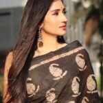 Gungun Uprari Instagram - A saree is the perfect way of proudly flaunting who I am without having to say it 🖤 @tamairafashion ❤️ . . . . . . #beautiful #traditional #traditionalwear #actor #actorslife #dresses #dress #sareeinspiration #sareedraping #sareelove #sareelover #sareelove😍 #sareegram #redsaree #bluesaree #sareeindia #sareefashion
