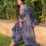 Gungun Uprari Instagram - Sometimes, all you need is a simple Kurti to flaunt, and happiness can come rolling in ❤️ Dress @yuftaindia 🤗 Sandal @anse.sandals ❤️ #suits #fashion #suit #style #suitstyle #dresses #mensfashion #onlineshopping #indianwear #saree #kurti #ethnicwear #menswear #bridal #punjabisuits #dress #kurtis #instafashion #wedding #cotton #designer #indianfashion #bridalmakeup #designersarees #lehenga #lengha #fashionblogger #india #ethnic #bhfyp