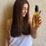 Gungun Uprari Instagram - How the gorgeous @gungunuprari achieved healthy, hydrated locks? Read here 👇 "I did it with the help of KeraStraight Protein Mask and KeraStraight Ultimate oil brought to India by Evòlvere🙌🏻 I absolutely loved KeraStraight Protein Mask which deeply conditioned my hair and also repaired the damage immensely from inside out.❤️‍🩹 Whereas, KeraStraight Ultimate Oil - a blend of 9 specially selected premium oil added shine to my hair and helped me get rid of all the frizz! Trust me, do try out their range. You'll just love it.😍"         #evolvereofficial #kerastraight #innoluxe #haircaretreatment #haircaretips #haireducation #haircareroutine #hairsalon #beautytips #hairgamestrong #hairislife #beautyobsessed