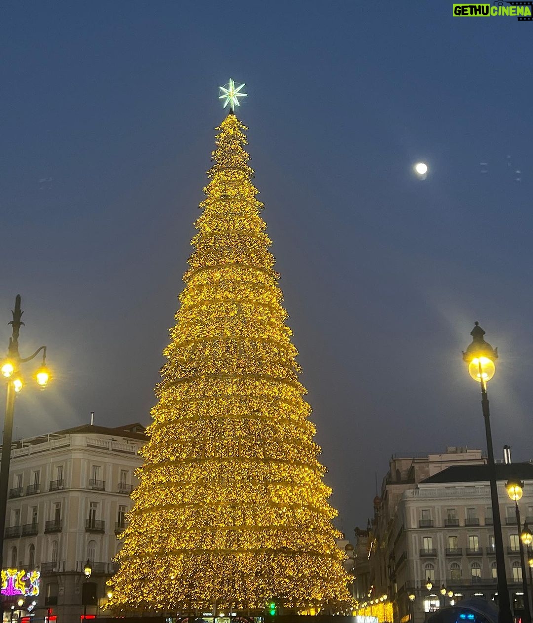 Gungun Uprari - 22K Likes - @merry_christmasvibes
#merrychristmas
#lisbon #porto #portugal #happyholidays ❤️