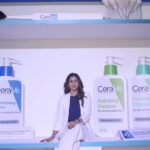 Gungun Uprari Instagram - Finally the wait is over‼️ Cera Ve is in India. It thrills me to think that now having a spotless , glowing skin is within our reach. Its combination of three different types of Ceramides with Multivesicular Emulsion technology makes it better than other skin care brands. During the launch event, Dr Shah explained how its mVe technology restores skin natural barriers and keeps it moisturized. I highly recommend this product. Giving a try is worth it‼️ Come on! Go get yours now on @Nykaa @Apollo @1MG @PE Be a skin enthusiast #DoItLikeADerm . #AD #Ceramides #DOITLIKEADERM #HealthySkin #CERAVE #YOURDERMATKNOWSBEST #CeraVePartner #IncollaborationwithCeraVe #CeraVeSkincare @Cerave.india
