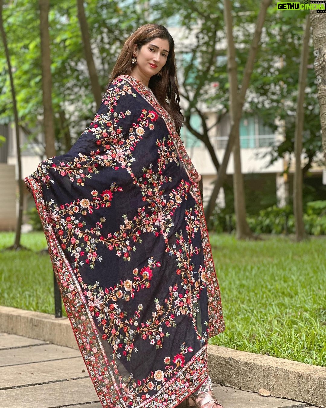 Gungun Uprari - 23.1K Likes - Rocking my ethnicity! ❤️
.
#rakshabandhan
.
.
.
Some of my favourite Duppatta’s
From @dupattabazaar
.
.
.
#festival #festivetime #indian #traditional #duppatta #ethinicwear