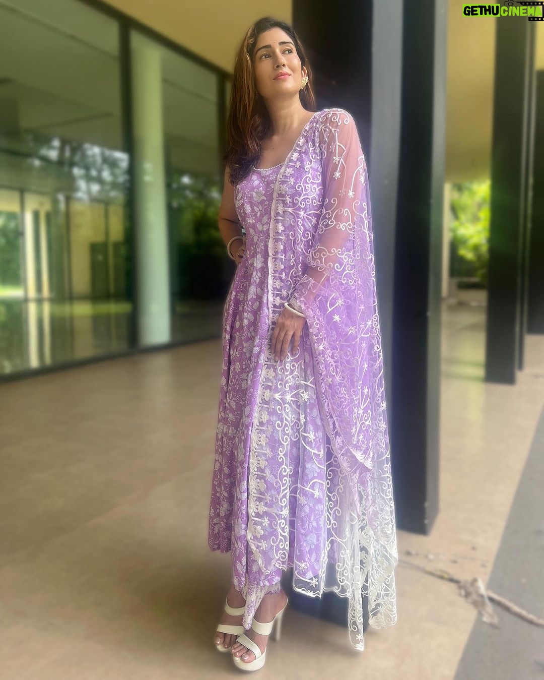 Gungun Uprari - 30.2K Likes - As India celebrates its 77th Independence Day on August 15, 2023, let’s remember all those brave soldiers, leaders who gave up everything for the sake of our motherland 🇮🇳
.
.
On this occasion of Independence Day presenting some of my favourite dresses from
@aadveka.india
.
.
#independenceday #india #freedom #august #love #happy #Independence Day #fireworks #indian #instagood #instagram #photography #redwhiteandblue #jaihind #patriotic #independencedayindia #photooftheday #indianarmy #celebration #follow