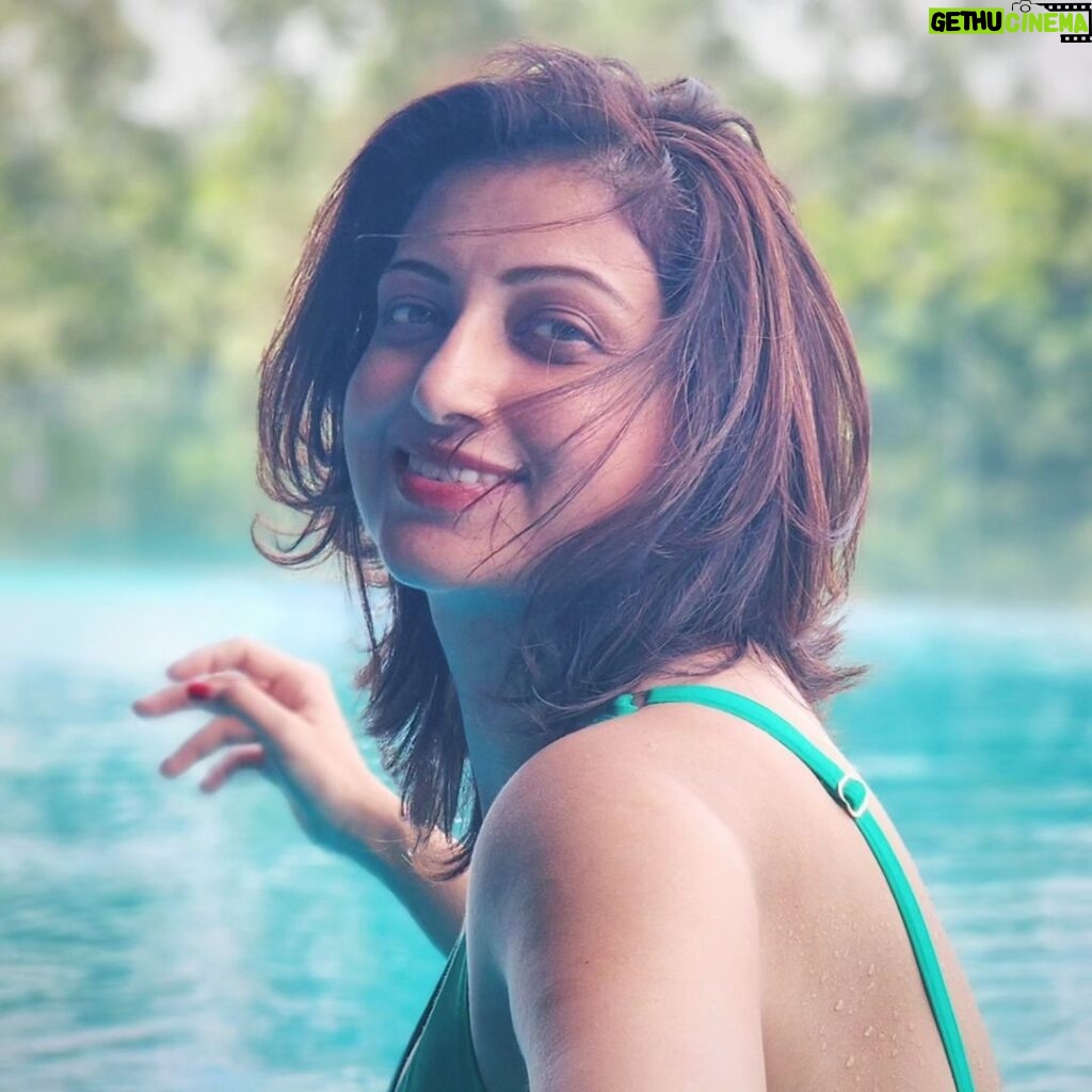 Hamsa Nandini Instagram - A moment of silence for my perfect Sunday! . #nomakeupnofilter #swanstories