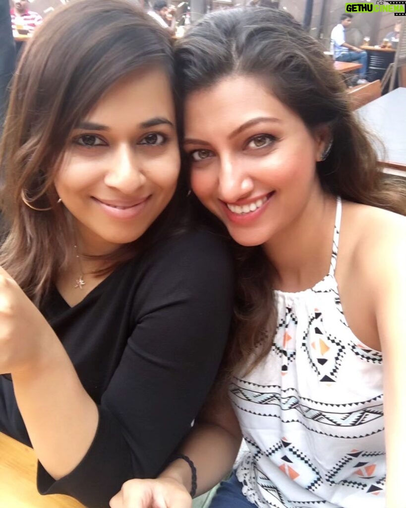 Hamsa Nandini Instagram - Happy Birthday my Ru 🥂💕. Your energy and heart is like no other n am so lucky to love you. No matter what, you will always remain the consistent, understanding, empathetic and beautiful soul that you are. Lots of love with all my heart!💗🥰 . #swanstories