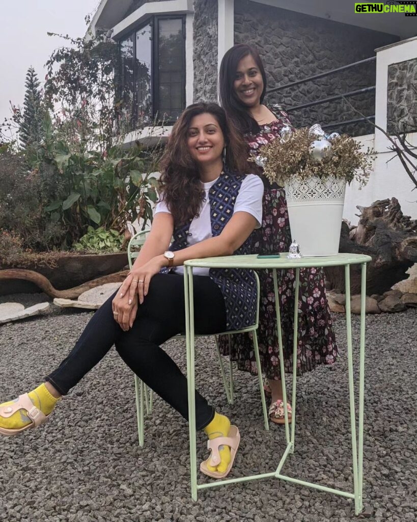 Hamsa Nandini Instagram - Happy Birthday my Ru 🥂💕. Your energy and heart is like no other n am so lucky to love you. No matter what, you will always remain the consistent, understanding, empathetic and beautiful soul that you are. Lots of love with all my heart!💗🥰 . #swanstories
