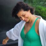 Hamsa Nandini Instagram - All we have is Now!🤌 . #siezetheday #swanstories Trident, Hyderabad