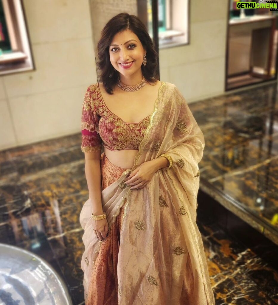 Hamsa Nandini Instagram - There she glows! . Outfit: @archithanarayanamofficial . #swanstories