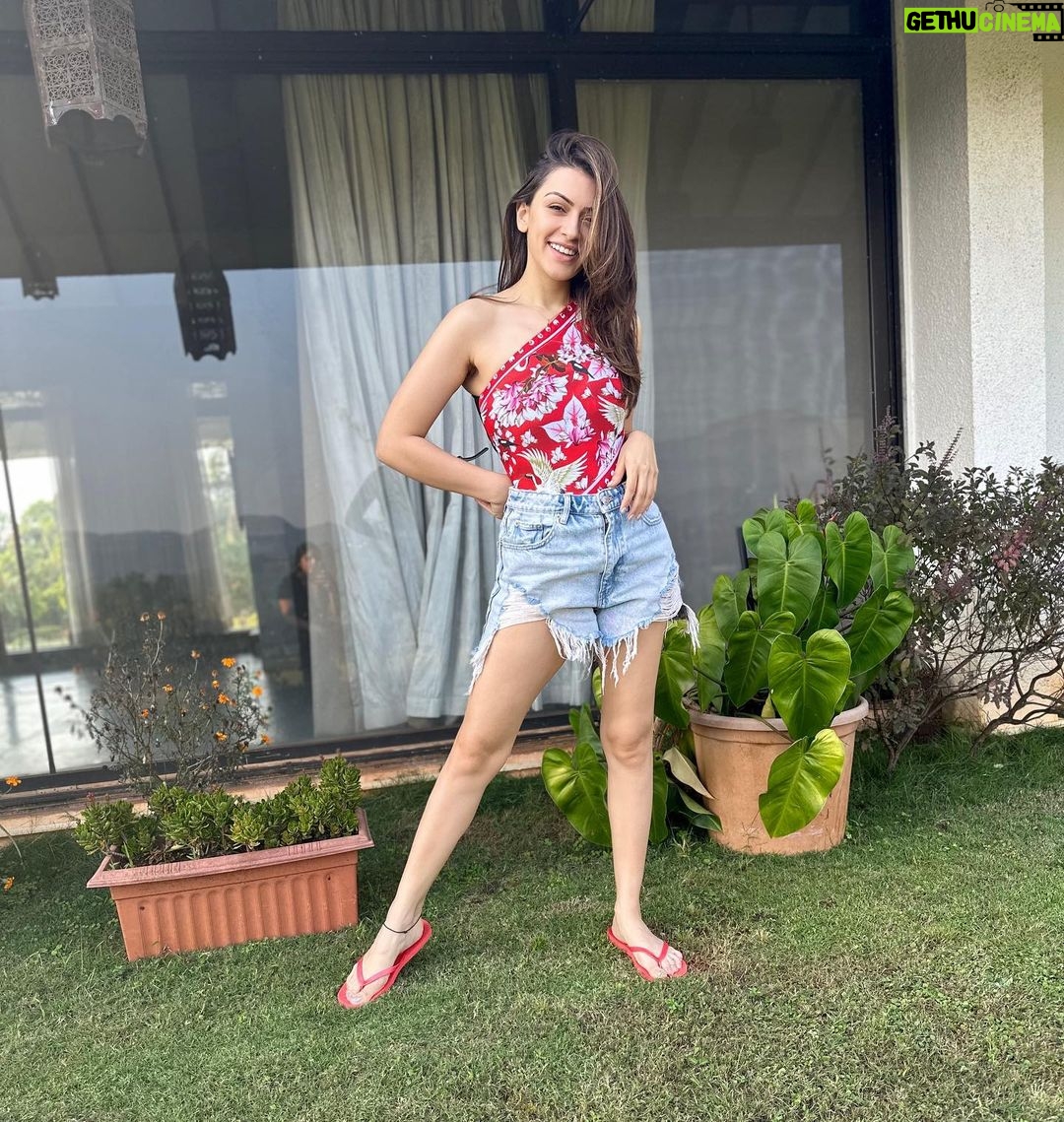 Hansika Motwani Instagram - Hey❣️