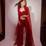 Hansika Motwani Instagram - Ready for #mynameisshruthi teaser launch ✨ • • • @awignaofficial @azotiique @puchi.photography @rupeshryadav @sankpalsavita @saigopalchikkala_cine_costumer Hyderbad