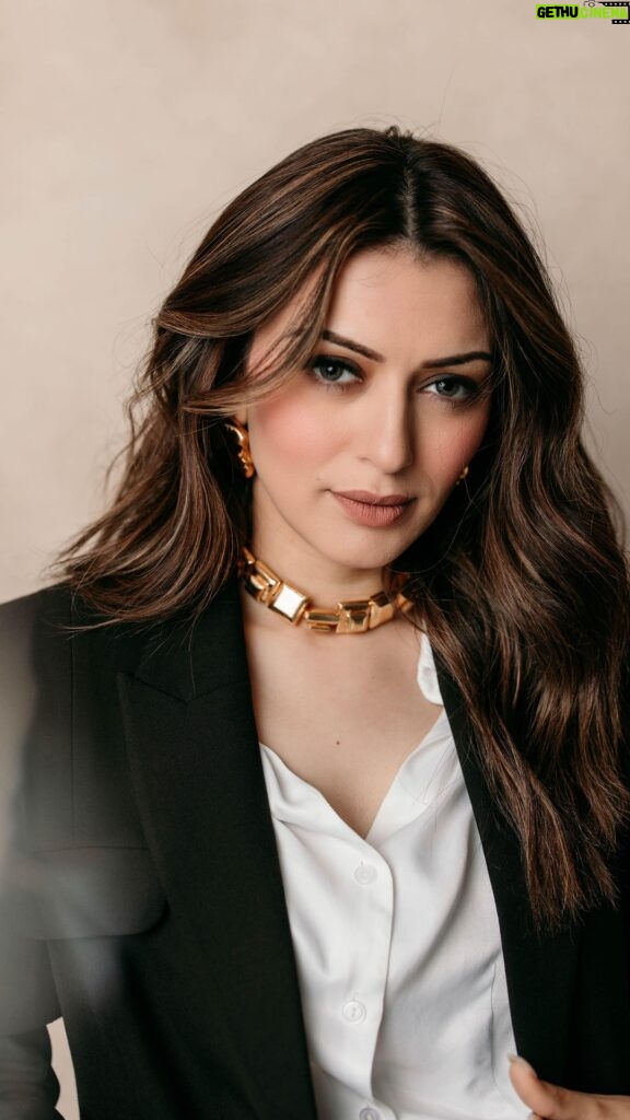 Hansika Motwani Instagram - BJ Baji and I are hosting a FREE GIVE AWAY for all of you! 6 October 2023, 6pm Bangladesh time LIVE streaming on Facebook Make sure you stay tuned for that day to get my free photobook! Check http://baji.club/hansika for more information and Win Like a King! @BJ.BajiBangla @BJ.BajiIndia @BJ.BajiPakistan #BJBaji #Baji #BJ #Ambassador #Sports #Cricket #LiveCasino #Slots #WinLikeAKing #Win #PlayNow #ad
