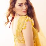 Hansika Motwani Instagram - Saree not sorry 🌻 • • Promotions ready • • @puchi.photography @awignaofficial @sankpalsavita @rupeshryadav @saigopalchikkala_cine_costumer #mynameishruthi #promotions