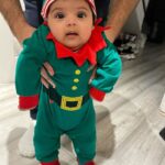 Hazel Keech Instagram - The greatest gifts are being together ❤️ Merry Christmas too all from Santa and the Elves