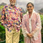 Hemangi Kavi Instagram - क्या कहॅूं की खुशी, आश्चर्य, घबराहट, shock, respect से है लब सिले हुए! जिथे शब्द संपतात! Happy Birthday Shri @amitabhbachchan Sir. ❤️ Detailed post tomorrow! Stay tuned! Let me sink in this first. #newad #tvc #ad #amitabhbachchan #bigb #11thoctober #कवीहुँमैं #हेमांगीकवी #तीसावळीगं #kavihunmain #hemangikavi #thatduskywoman Film City, Goregaon