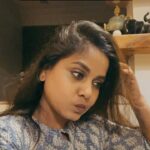 Hemangi Kavi Instagram - No Threads Attached!🥴🙄😵‍💫 #कवीहुँमैं #हेमांगीकवी #तीसावळीगं #kavihunmain #hemangikavi #thatduskywoman #trending #sunday #holiday Mumbai, Maharashtra
