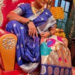Hemangi Kavi Instagram - #HemangiKavi to #BhavaniChitnis #transition 😬❤️ #kmtmg #zeetv #KaiseMujheTumMilGaye #AmukiAai #AmrutaBhavaniChitnis #कवीहुँमैं #हेमांगीकवी #तीसावळीगं #kavihunmain #hemangikavi #thatduskywoman #मराठीठेका Mumbai, Maharashtra