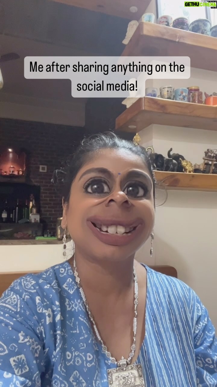Hemangi Kavi Instagram - Bhai, Baat ko samjho aur phir trolling shuru karo! Lekin 1 min, jo samjhte hain woh troll nahi karte! 🙈🙃 Good! #कवीहुँमैं #हेमांगीकवी #तीसावळीगं #kavihunmain #hemangikavi #thatduskywoman #trending Mumbai, Maharashtra