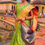 Hemangi Kavi Instagram - Playing a Maharashtrian character in a Hindi serial would be like...❤️ Thank you @muktadhond & @zeetv for offering #BhavaniChitnis to me! 🥰 #KaiseMujheTumMilGaye #kmtmg #promoshoot #कवीहुँमैं #हेमांगीकवी #तीसावळीगं #kavihunmain #hemangikavi #thatduskywoman #trending Mumbai, Maharashtra