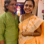 Hemangi Kavi Instagram - मी तुझी लक्ष्मी तु माझ्याकडेच पहा होणारे मीच प्रसन्न ऐक सल्ला हा महा! 😜 बाकी तुमच्यावरही लक्ष्मी प्रसन्न होवो ह्याच शुभेच्छा! #लक्ष्मीपूजन 🪔 शुभ दीपावली 🪔 🪔 दिवाली की शुभकामनाएं 🪔 🪔 Happy Diwali 🪔 #diwali2023 #happydiwali #शुभदीपावली #दिवाळी #कवीहुँमैं #हेमांगीकवी #तीसावळीगं #kavihunmain #hemangikavi #thatduskywoman #trending #festive #आमचामाणूस Mumbai, Maharashtra